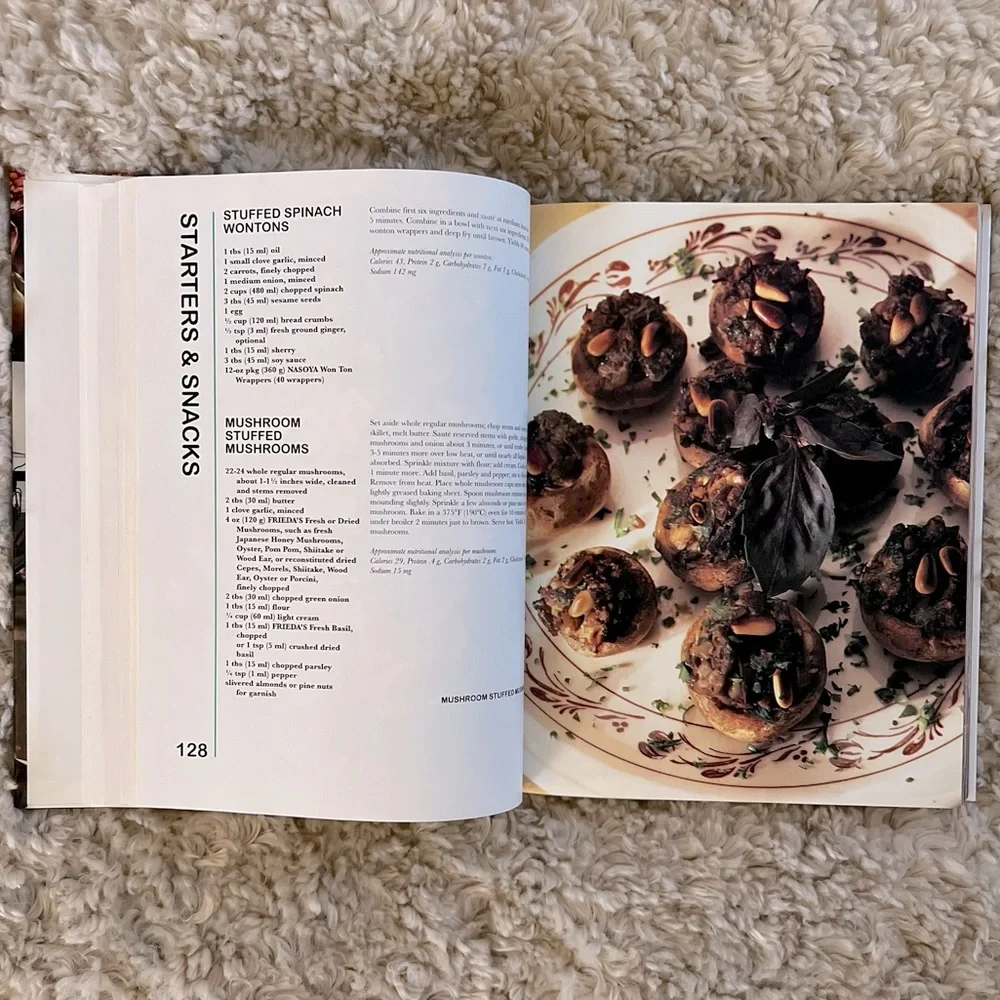 Brand Name Light & Natural Cookbook Health Recipes, Additive-Free Recipes